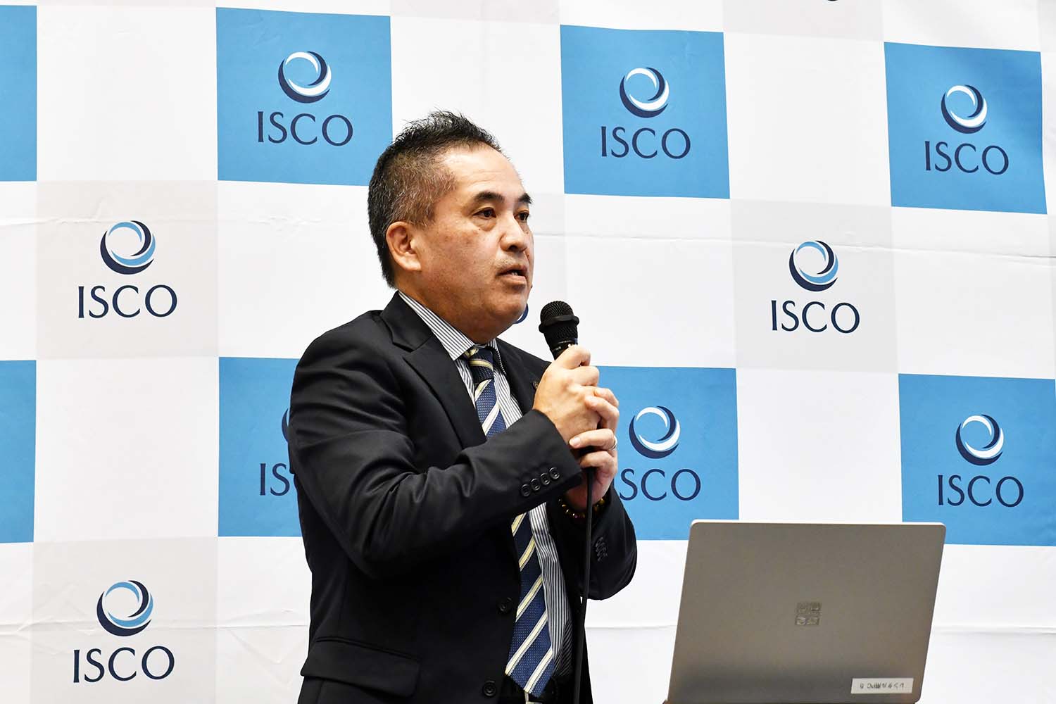 琉球警備保障株式会社の城間剛(しろまたけし)さん